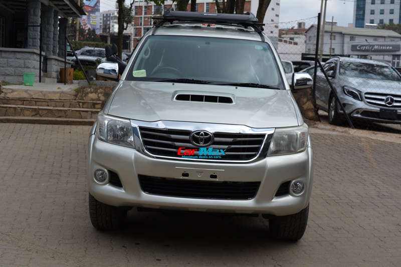 2015 Toyota Hilux Vigo - Nairobi